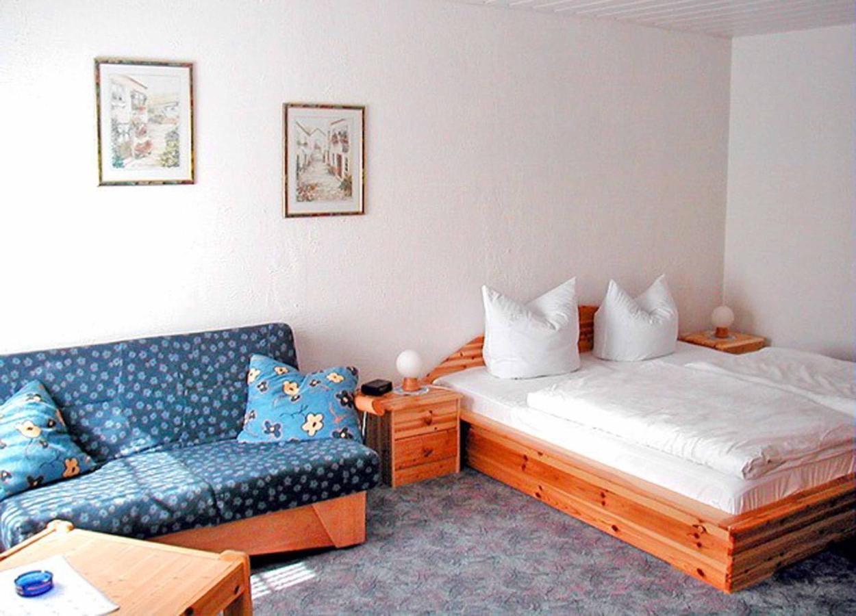 Hotel-Restaurant Zum Dorfkrug Winterberg Esterno foto