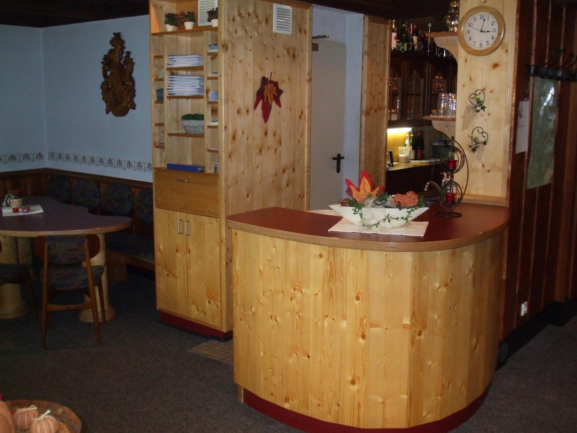 Hotel-Restaurant Zum Dorfkrug Winterberg Esterno foto